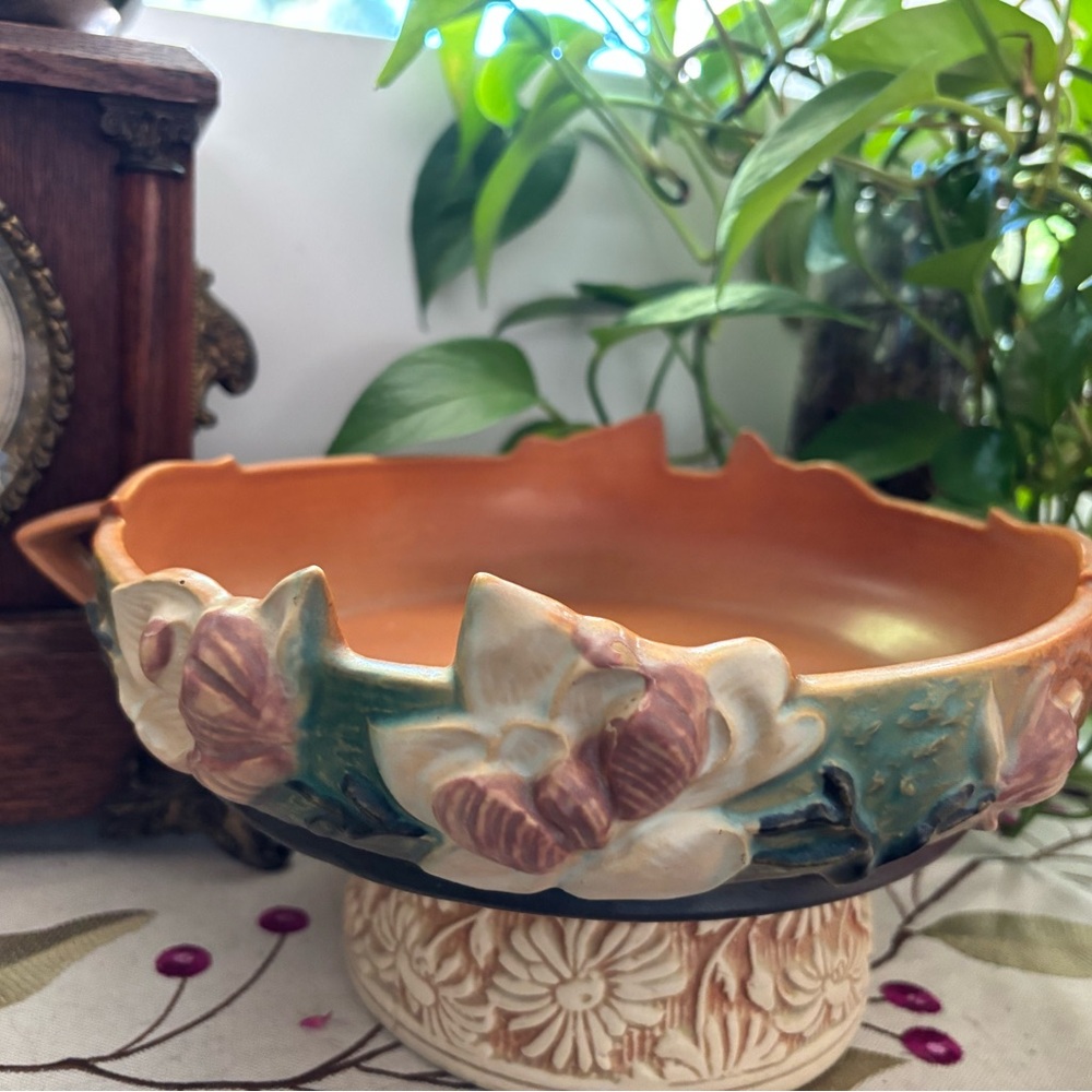 Roseville Magnolia Brown bowl 450-10”